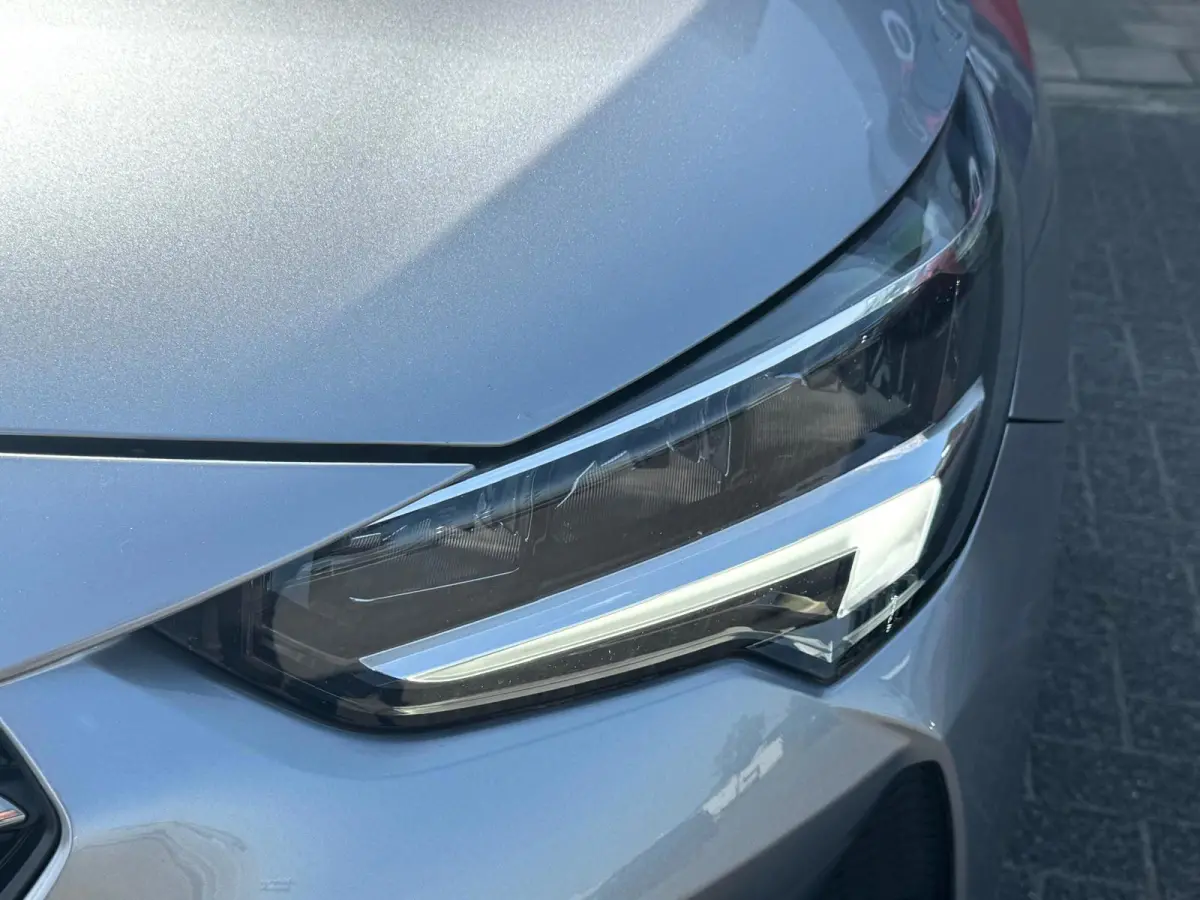 1.2 GS Line | Automaat | LED | 360 Camera | Parksens | Carplay | Leder | Two Tone |
