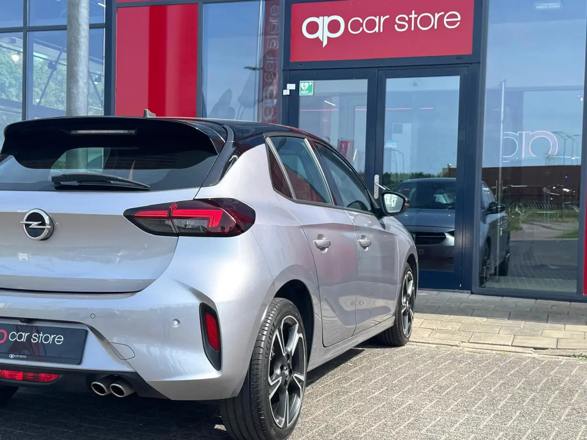 1.2 GS Line | Automaat | LED | 360 Camera | Parksens | Carplay | Leder | Two Tone |