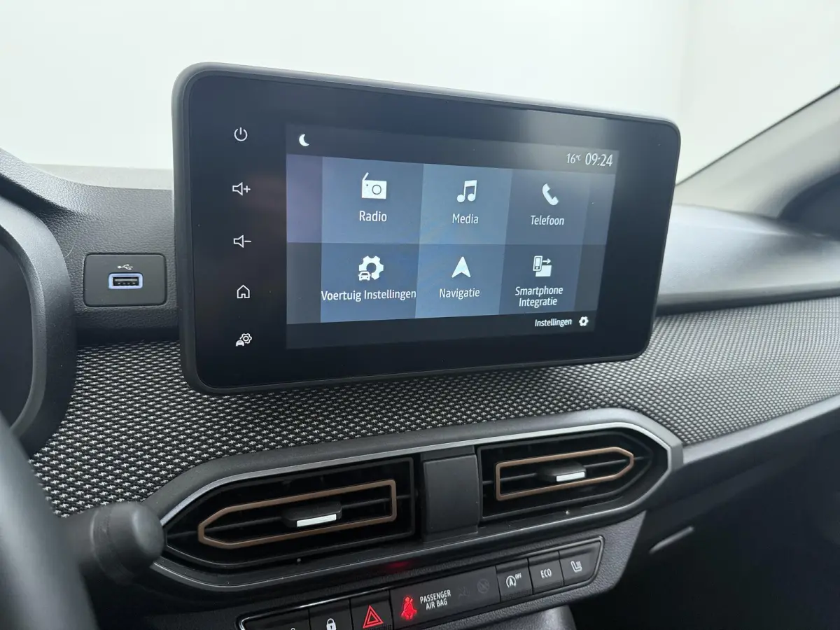 TCe 100 ECO-G Expression | Navigatie | Parkeercamera | Climate Control |
