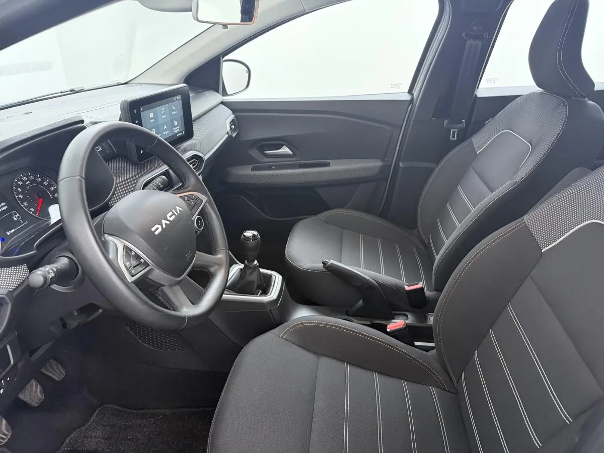 TCe 100 ECO-G Expression | Navigatie | Parkeercamera | Climate Control |