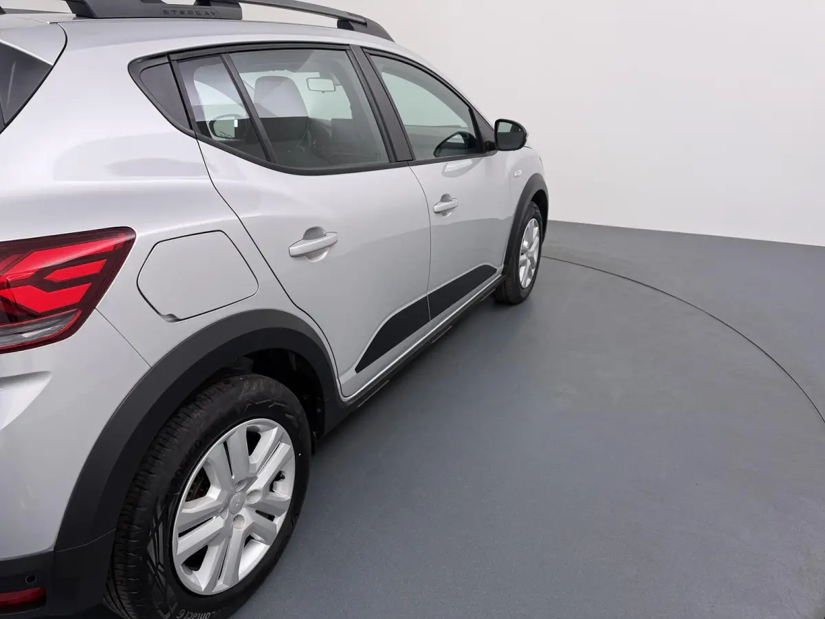 TCe 100 ECO-G Expression | Navigatie | Parkeercamera | Climate Control |