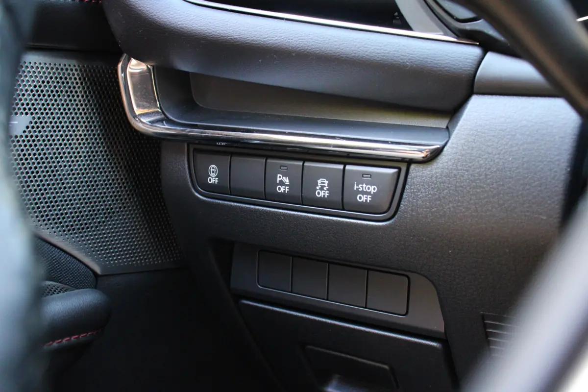 2.0 e-SkyActiv-G M Hybrid 150 Sportive | NL-AUTO! | 1E EIGENAAR! | ADAPTIVE CRUISE | BTW! | CAMERA | STOELVERWARMING | PARK SENS V+A | HEAD UP | DODE HOEK | BOSE AUDIO