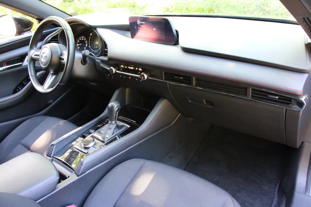 2.0 e-SkyActiv-G M Hybrid 150 Sportive | NL-AUTO! | 1E EIGENAAR! | ADAPTIVE CRUISE | BTW! | CAMERA | STOELVERWARMING | PARK SENS V+A | HEAD UP | DODE HOEK | BOSE AUDIO