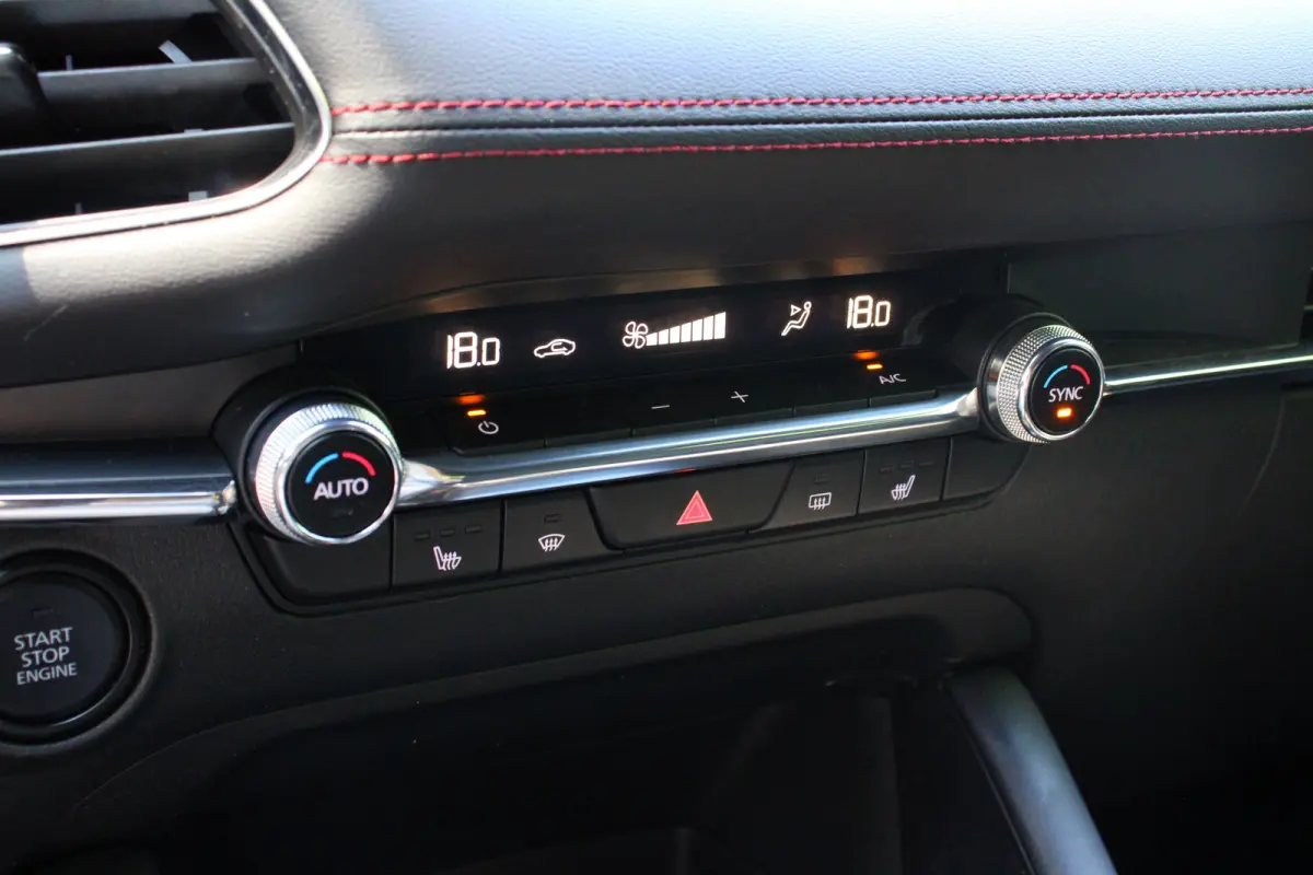 2.0 e-SkyActiv-G M Hybrid 150 Sportive | NL-AUTO! | 1E EIGENAAR! | ADAPTIVE CRUISE | BTW! | CAMERA | STOELVERWARMING | PARK SENS V+A | HEAD UP | DODE HOEK | BOSE AUDIO
