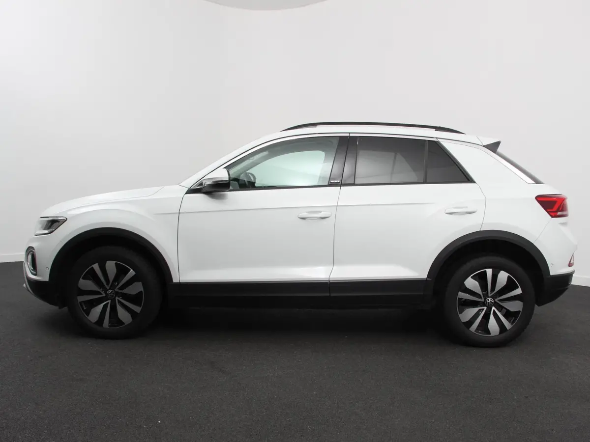 1.0 TSI 110pk Move Navigatie Apple Carpla/Android Auto Digitale Cockpit Climate Control Lichtmetalen velgen Dab