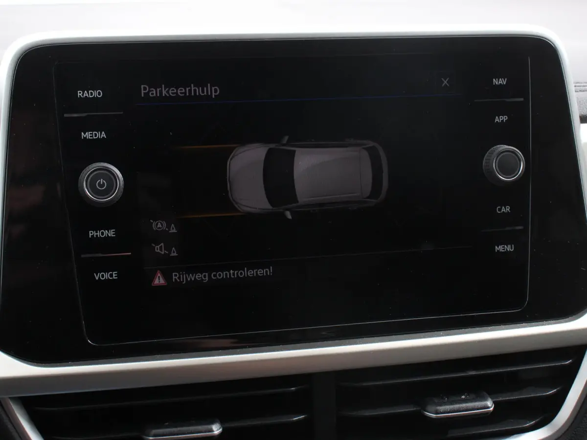 1.0 TSI 110pk Move Navigatie Apple Carpla/Android Auto Digitale Cockpit Climate Control Lichtmetalen velgen Dab
