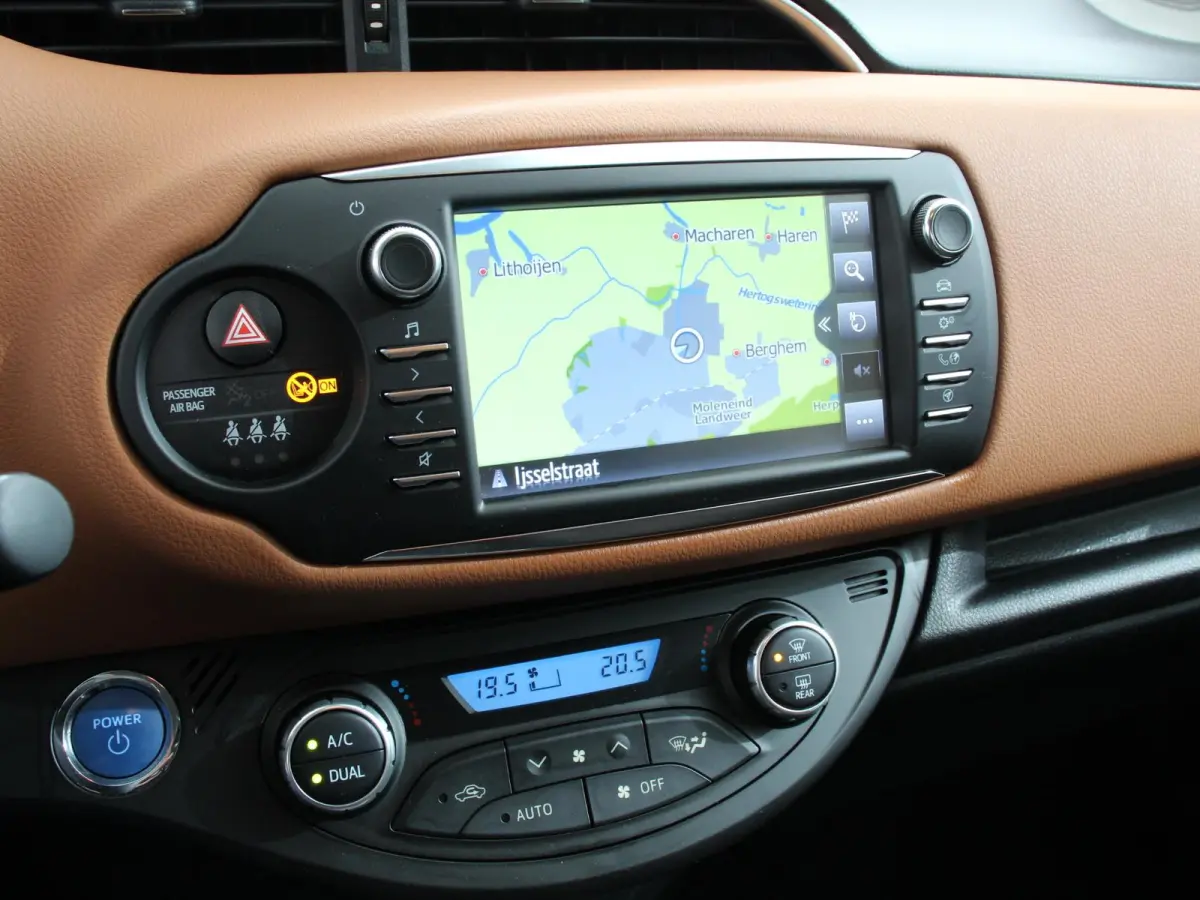 1.5 Automaat Hybrid Active Camera Climate Control Cruise Control Navigatie Bluetooth 29339 km!