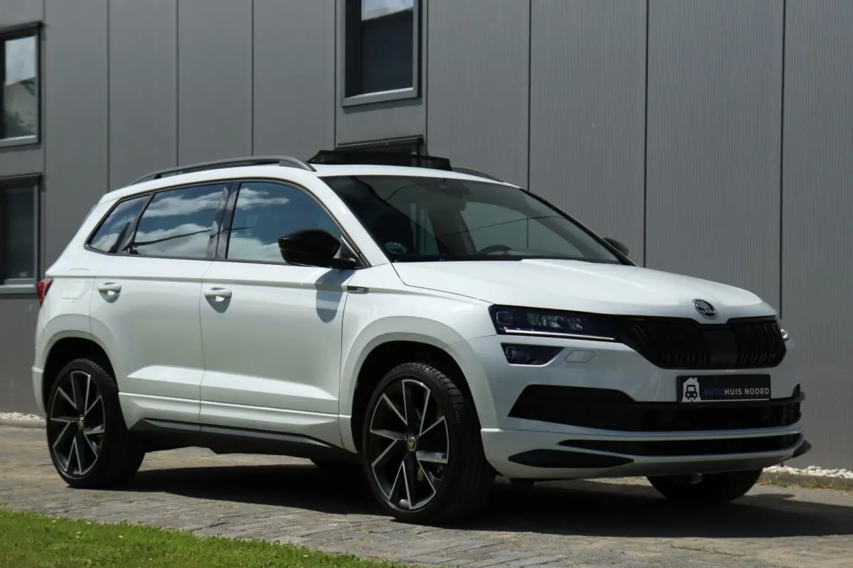 1.5 TSI / 150 PK / Black Edition / DSG / Sportline / Panorama / Trekhaak / Camera / Cruise Control / 19"