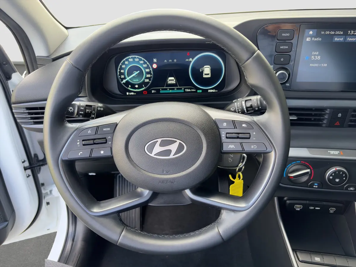 1.0 T-GDI 100pk Comfort | Airco | Camera | Carplay | Cruise control | Dodehoek detectie | Navigatie | Parkeersensoren | Digitaal cockpit | Lichtmetalen velgen