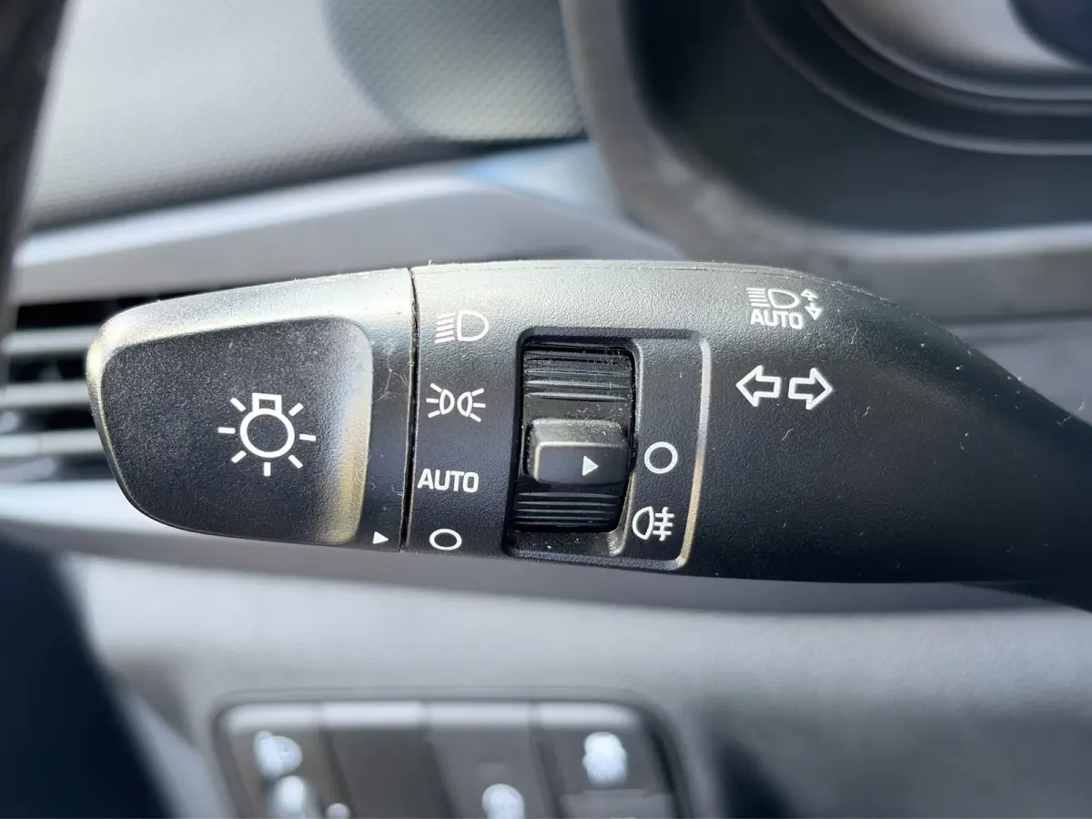 1.0 T-GDI 100pk Comfort | Airco | Camera | Carplay | Cruise control | Dodehoek detectie | Navigatie | Parkeersensoren | Digitaal cockpit | Lichtmetalen velgen