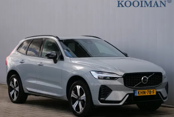 2.0 T6 Plug-in hybrid AWD Plus Dark 350 Pk Automaat Navi / DAB / Apple Carplay / Pano-dak