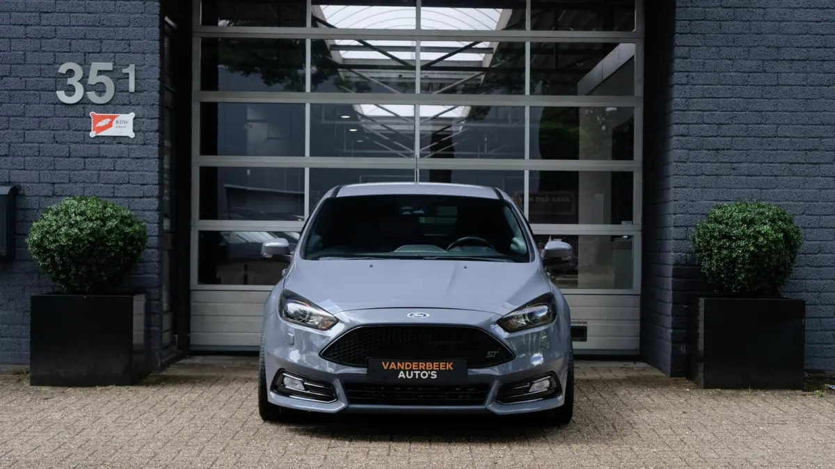 2.0 ST-3 Stealth Grey|Leder|RS|Milltek|Maxton|Kanon!