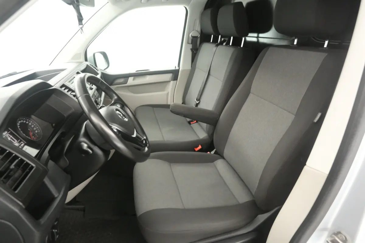 2.0 TDI L1H1 150PK | Marge | Airco | Cruise | 3 Zits | Trekhaak | LED