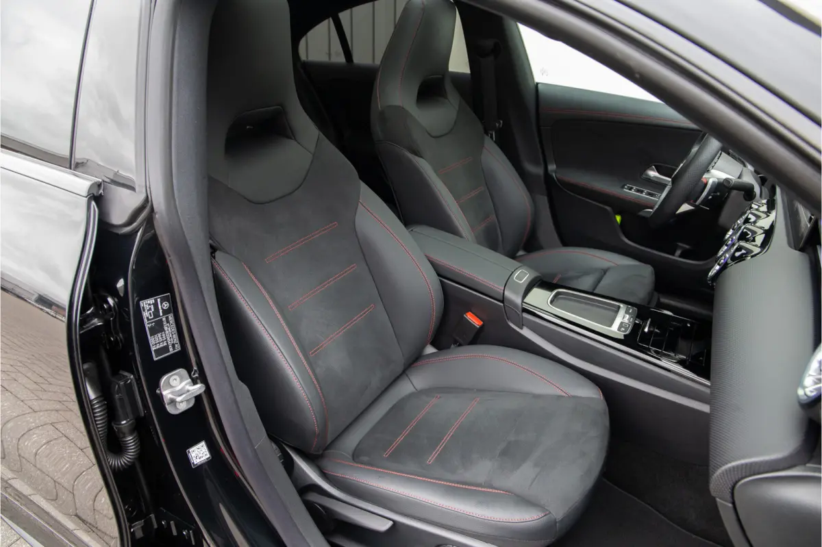 200 AMG Premium Pano, Nightpack, Key-Less, 2025