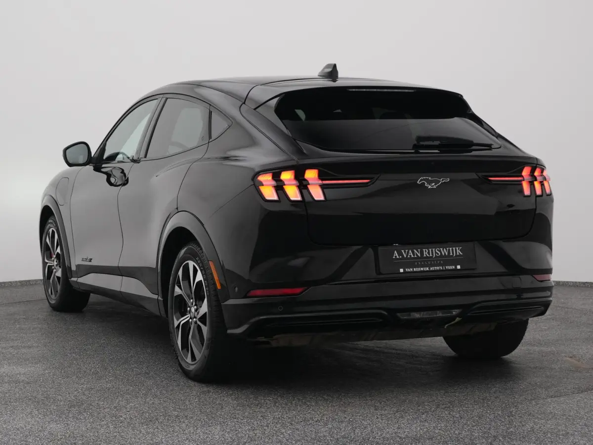 Extended RWD 98 kWh | 360° | ADAPTIVE | STOEL- EN STUURVERW.