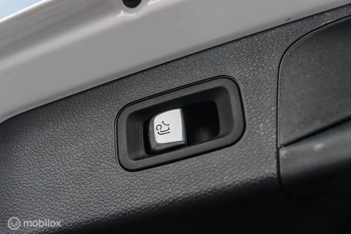 250 4MATIC|AMG|PANO|Camera|Keyless|LED