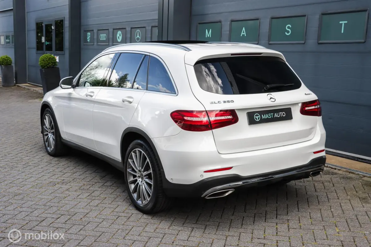 250 4MATIC|AMG|PANO|Camera|Keyless|LED