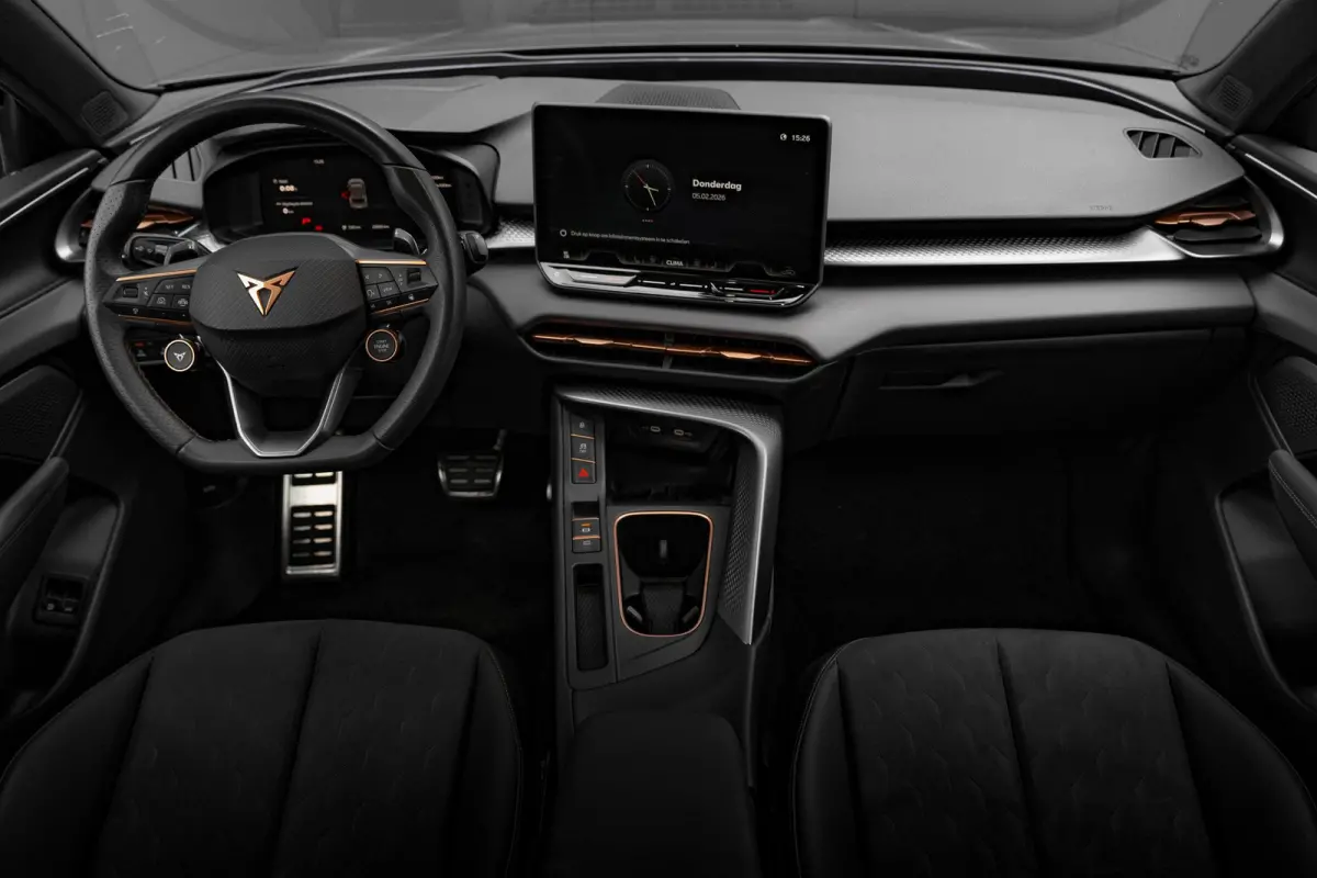 1.5 TSI e-Hybrid 272pk VZ Performance | Panoramadak | Trekhaak | 360 Camera | Stoelen Elektrisch | Sennheiser