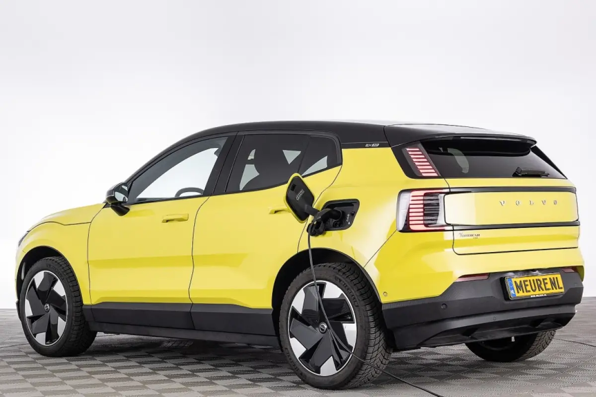Single Motor Extended Range 69 kWh Ultra | PANORAMADAK | EL. STOELEN | harman/kardon | EL.STOELEN | SOH: 97.6% |