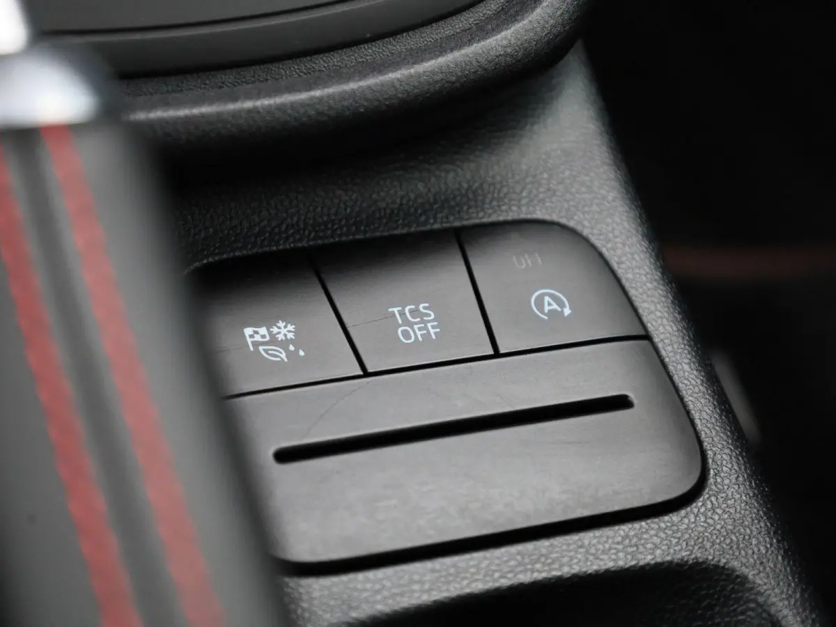 1.0 EcoBoost ST-Line | Cruise Control | Trekhaak | Winterpack | Airco | Parkeersensoren Achter | Navigatie | Apple Carplay/ Android Auto |