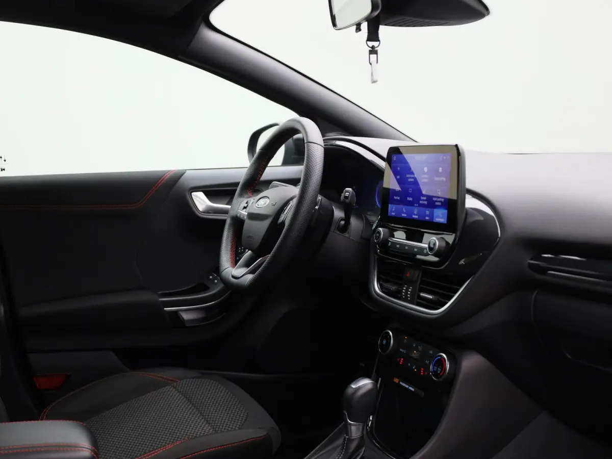 1.0 EcoBoost ST-Line | Cruise Control | Trekhaak | Winterpack | Airco | Parkeersensoren Achter | Navigatie | Apple Carplay/ Android Auto |