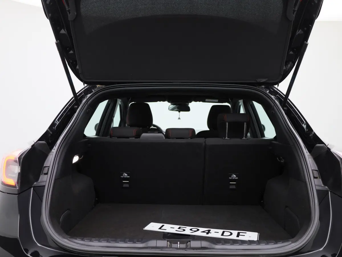 1.0 EcoBoost ST-Line | Cruise Control | Trekhaak | Winterpack | Airco | Parkeersensoren Achter | Navigatie | Apple Carplay/ Android Auto |