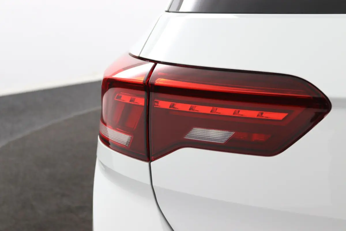 1.5 TSI 150 PK Sport Business R | Automaat |