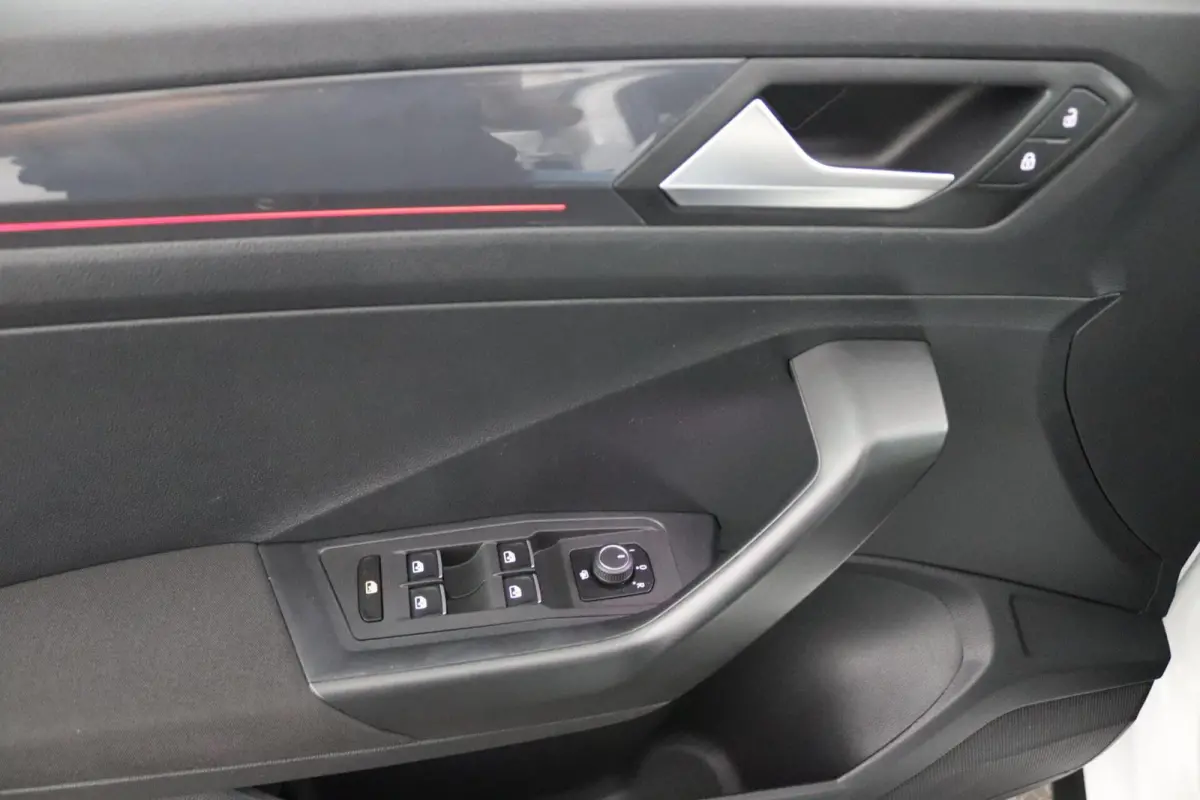 1.5 TSI 150 PK Sport Business R | Automaat |