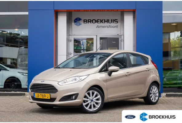 1.0 EcoBoost Titanium | Cruise control | Navigatie | Parkeersensoren | Verwarmde voorruit | Clima | Airco (automatisch) | Cruise control | Lichtmetalen velgen 16"