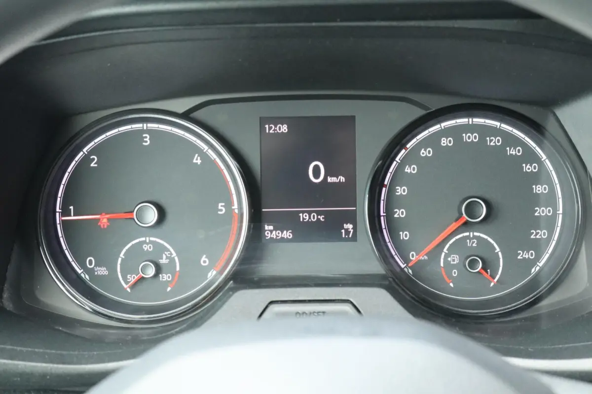 2.0 TDI 90pk L1H1 28 | Airco | Laadruimte Inrichting | Imperiaal