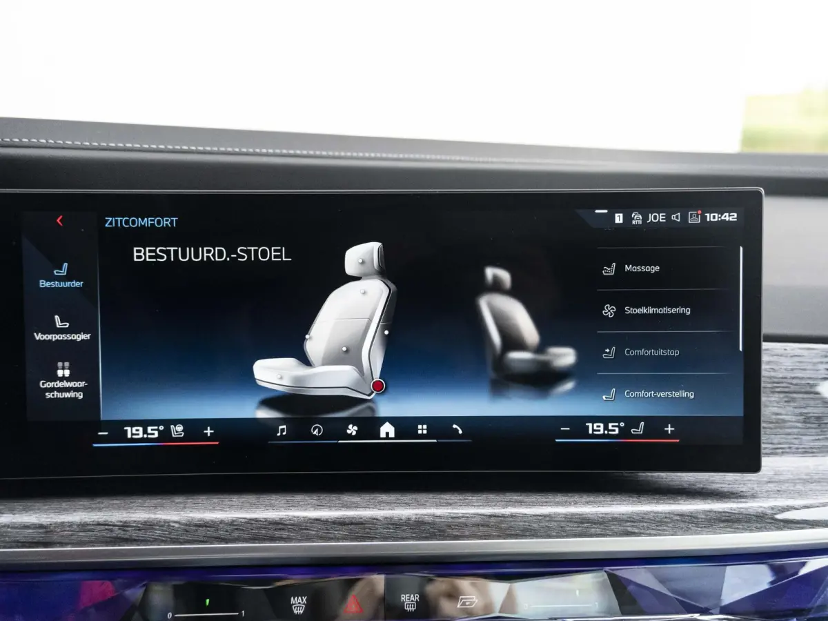 M760e SoH 100% | M Performance Pack | Connoisseur Pack | 21 inch velgen | Executive Drive Pro | Integral Active Steering | BMW Iconic Glow kristalkoplampen | Driving Assistant Professional B
