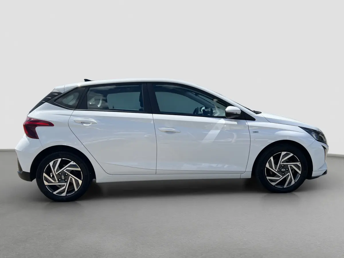 1.0 T-GDI 100pk Comfort | Airco | Camera | Carplay | Cruise control | Dodehoek detectie | Navigatie | Parkeersensoren | Digitaal cockpit | Lichtmetalen velgen