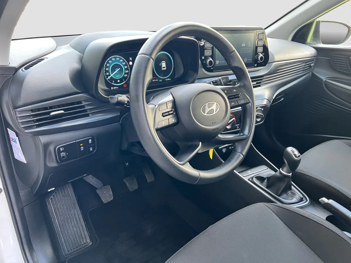 1.0 T-GDI 100pk Comfort | Airco | Camera | Carplay | Cruise control | Dodehoek detectie | Navigatie | Parkeersensoren | Digitaal cockpit | Lichtmetalen velgen
