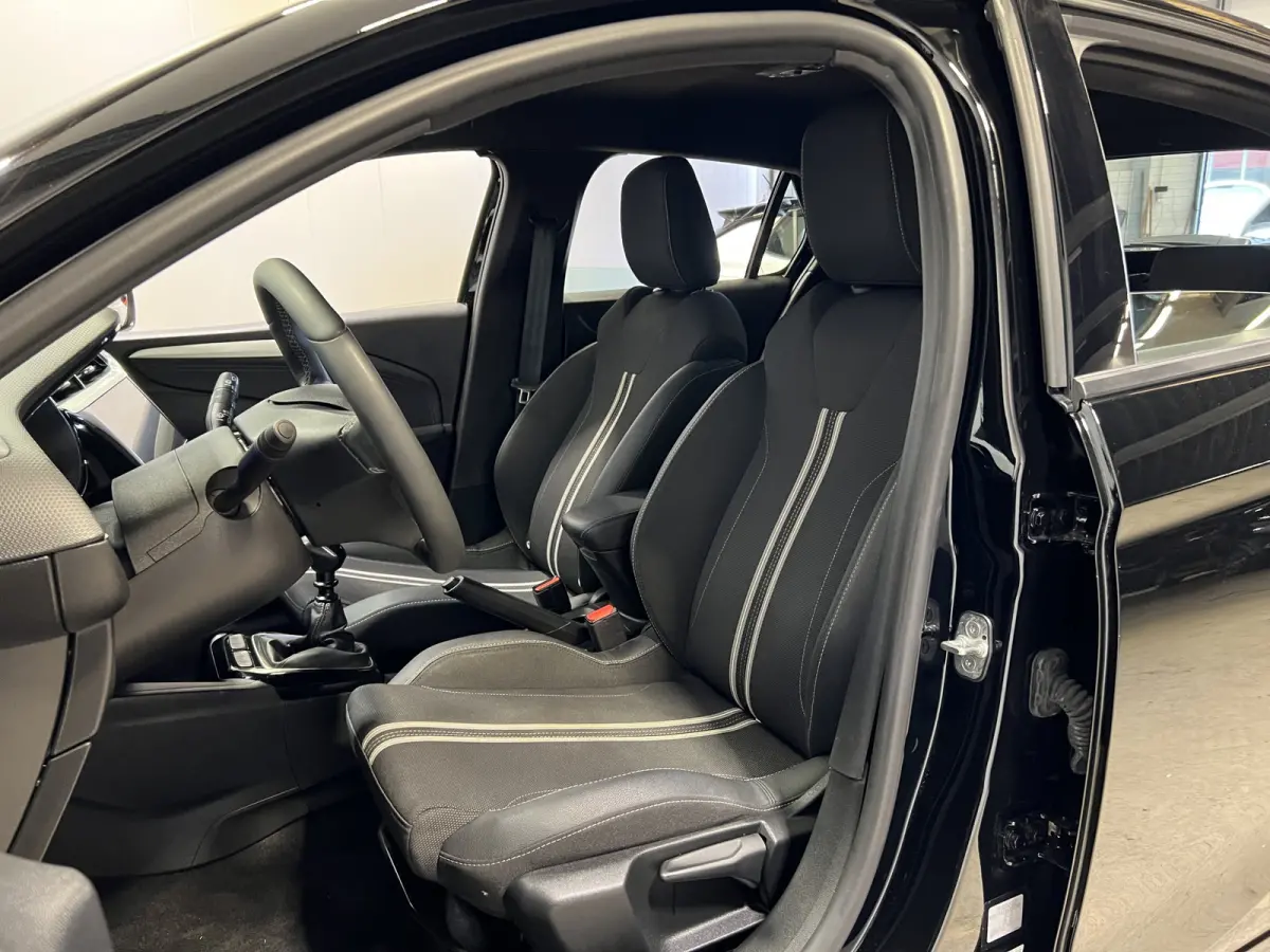 1.2 Turbo GS-line | Android/Apple Carplay | Lichtmetalen Velgen 16" | PDC Voor en Achter | Cruise Control | DAB | Airco |