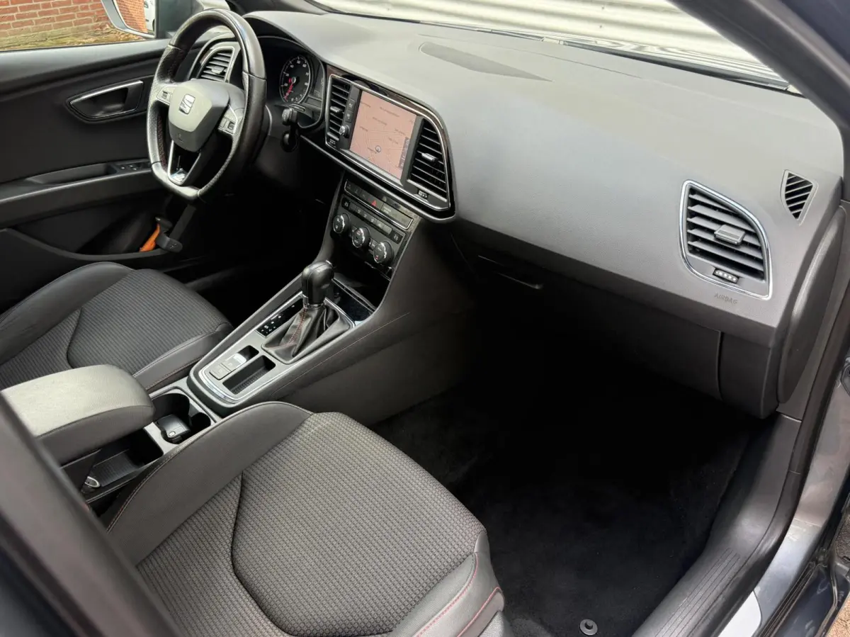 1.4 Eco FR AUTOMAAT CARPLAY LED CRUISE PDC 2018 NL AUTO PERFECTE STAAT VOL OPTIES EERSTE EIGENAAR
