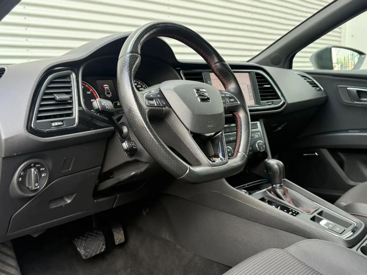 1.4 Eco FR AUTOMAAT CARPLAY LED CRUISE PDC 2018 NL AUTO PERFECTE STAAT VOL OPTIES EERSTE EIGENAAR