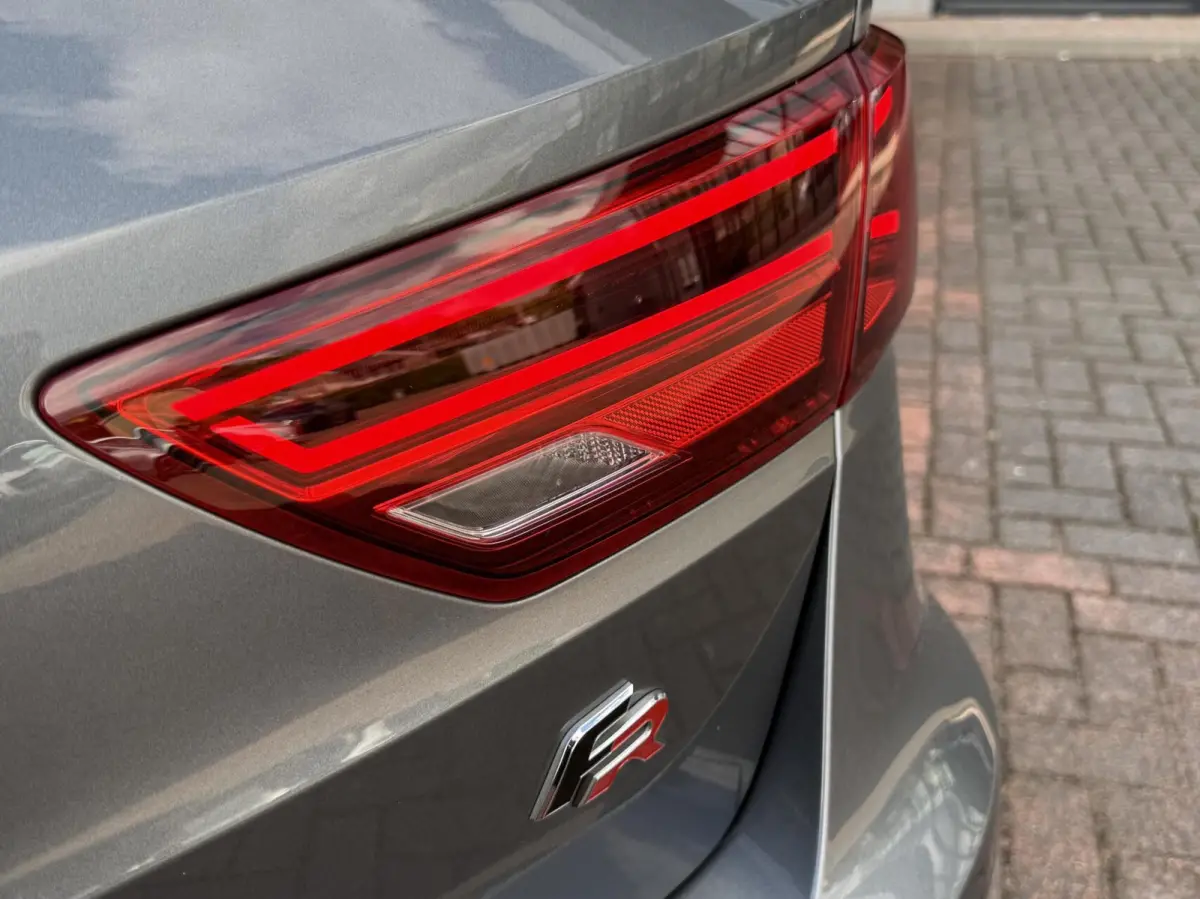 1.4 Eco FR AUTOMAAT CARPLAY LED CRUISE PDC 2018 NL AUTO PERFECTE STAAT VOL OPTIES EERSTE EIGENAAR