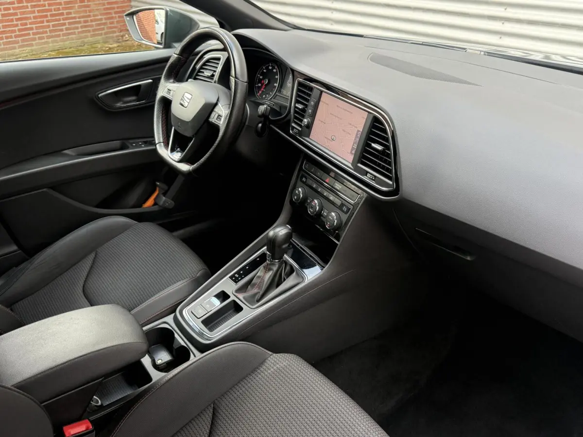 1.4 Eco FR AUTOMAAT CARPLAY LED CRUISE PDC 2018 NL AUTO PERFECTE STAAT VOL OPTIES EERSTE EIGENAAR