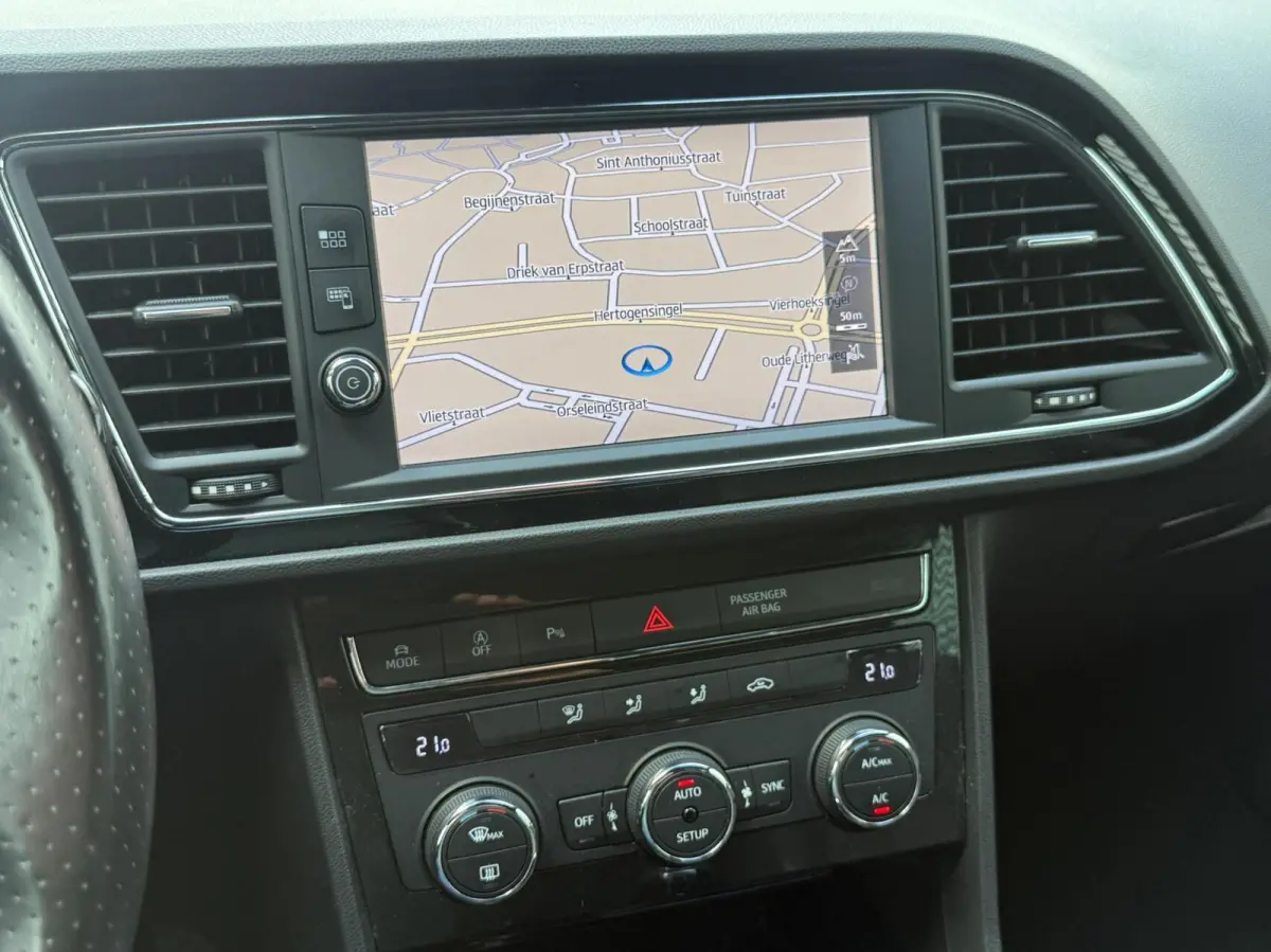 1.4 Eco FR AUTOMAAT CARPLAY LED CRUISE PDC 2018 NL AUTO PERFECTE STAAT VOL OPTIES EERSTE EIGENAAR