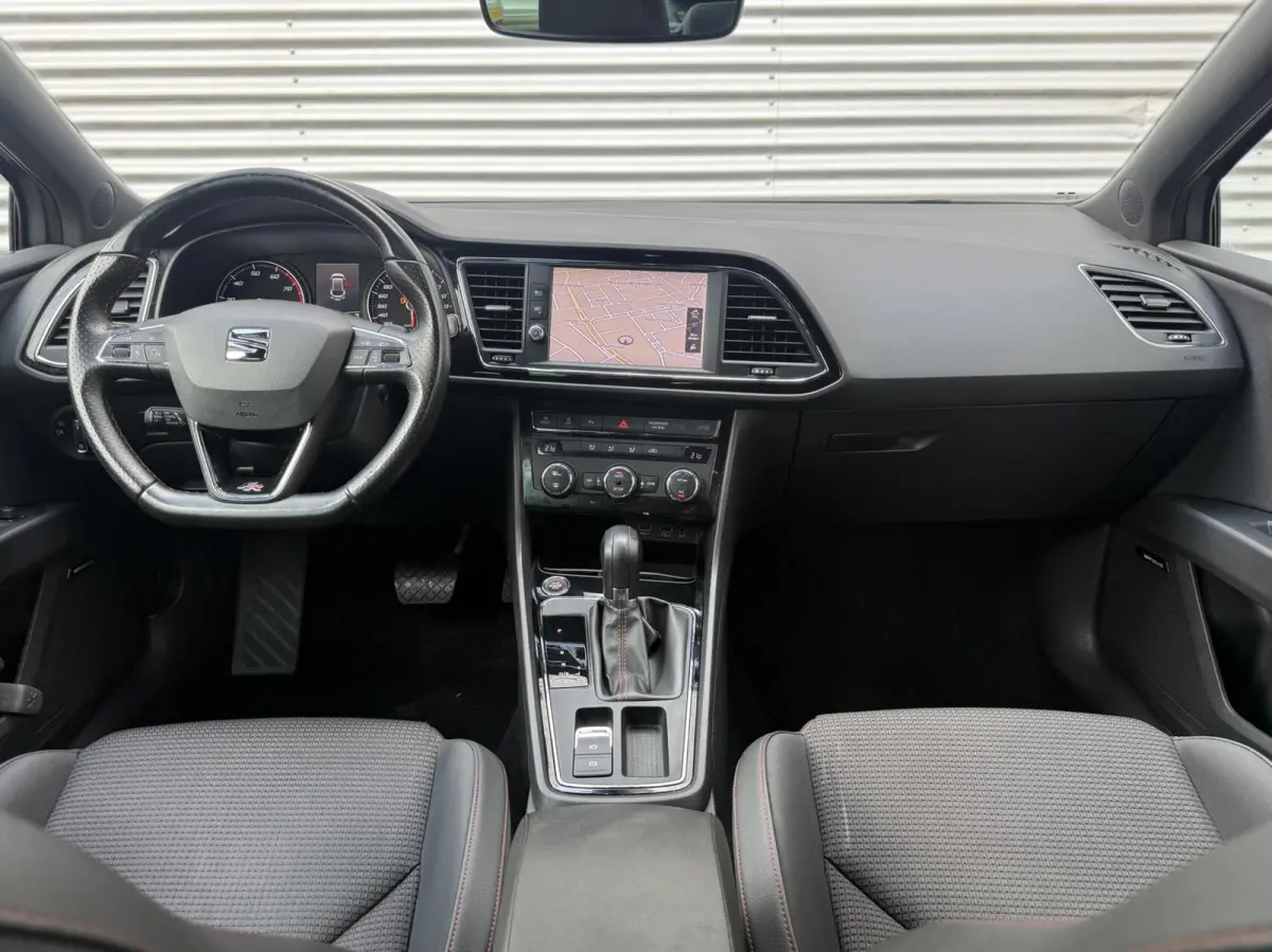1.4 Eco FR AUTOMAAT CARPLAY LED CRUISE PDC 2018 NL AUTO PERFECTE STAAT VOL OPTIES EERSTE EIGENAAR