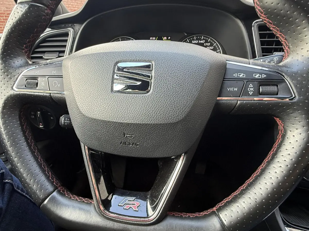 1.4 Eco FR AUTOMAAT CARPLAY LED CRUISE PDC 2018 NL AUTO PERFECTE STAAT VOL OPTIES EERSTE EIGENAAR