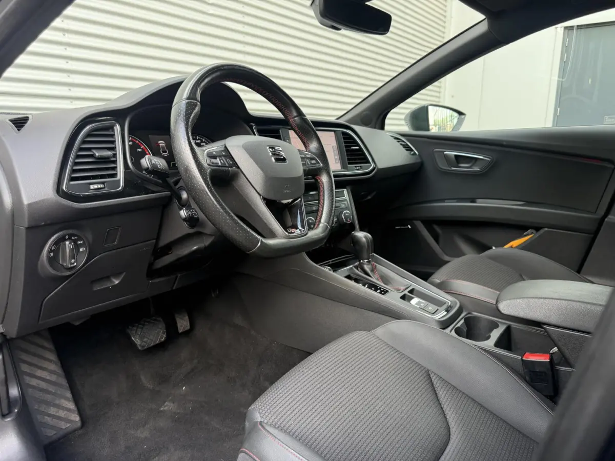 1.4 Eco FR AUTOMAAT CARPLAY LED CRUISE PDC 2018 NL AUTO PERFECTE STAAT VOL OPTIES EERSTE EIGENAAR