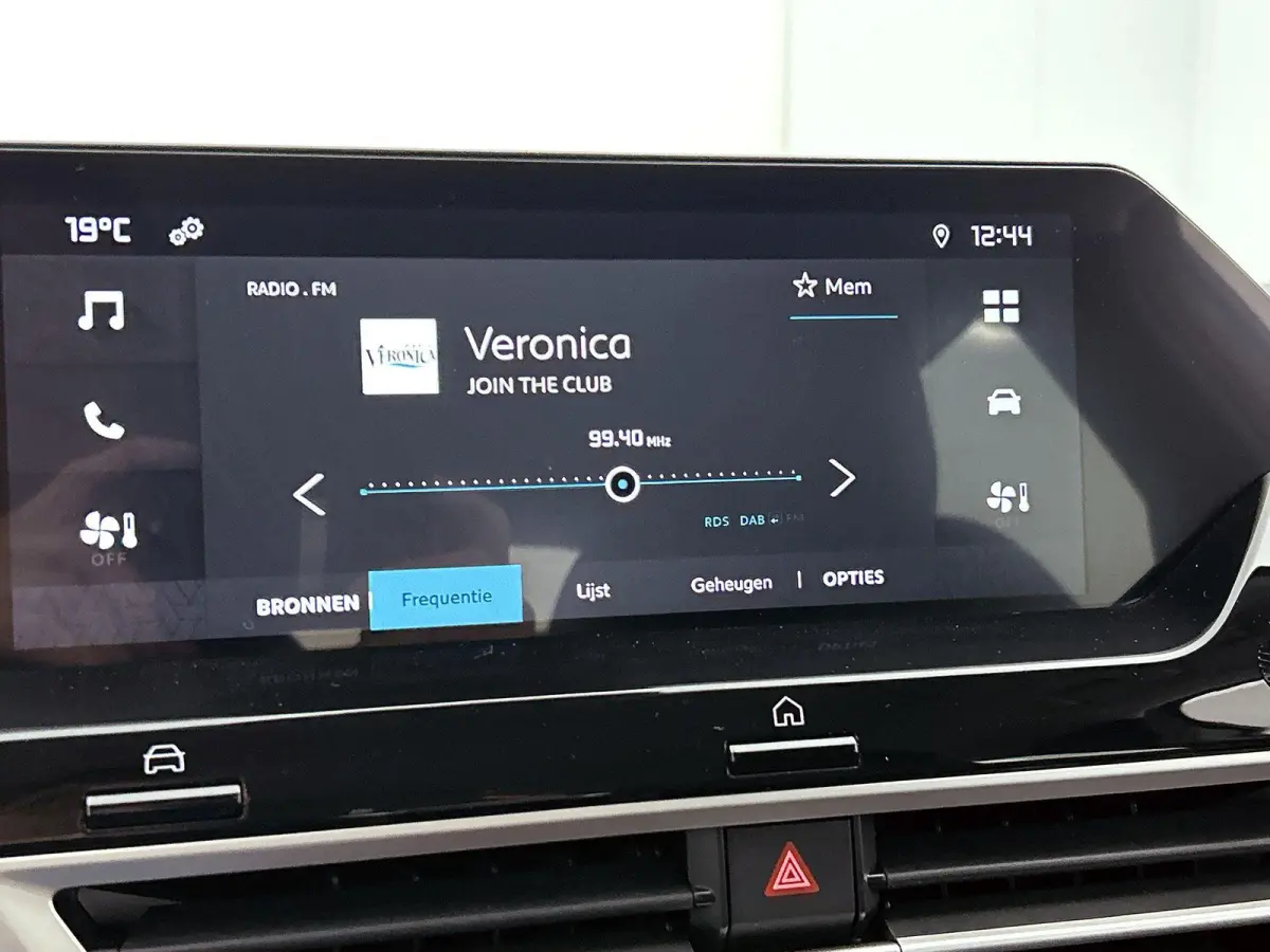 You 50 kWh 136pk Automaat | Apple Carplay/Android Auto | Climate Control | Cruise Control | Camera | FASE 3 | 16"LMV | Parkeersensoren | Warmtepomp |