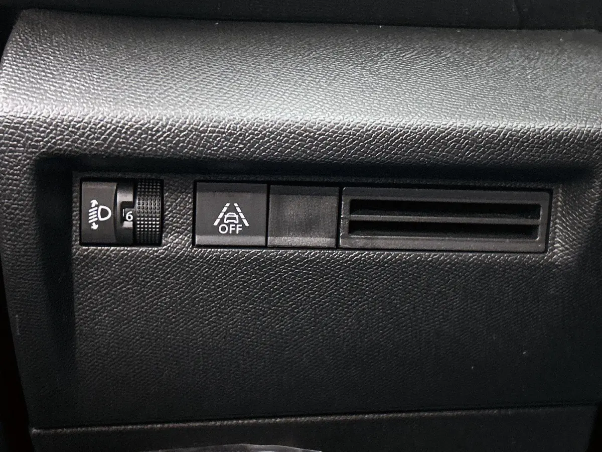 You 50 kWh 136pk Automaat | Apple Carplay/Android Auto | Climate Control | Cruise Control | Camera | FASE 3 | 16"LMV | Parkeersensoren | Warmtepomp |