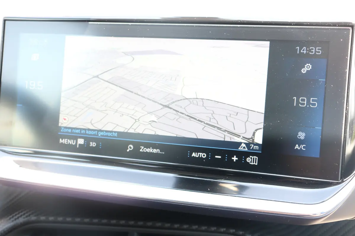 PureTech Allure Pack Voorstoelen verwarmd | Navi | Cruise control adaptief | Apple Carplay/Android | Achteruitrijcamera |