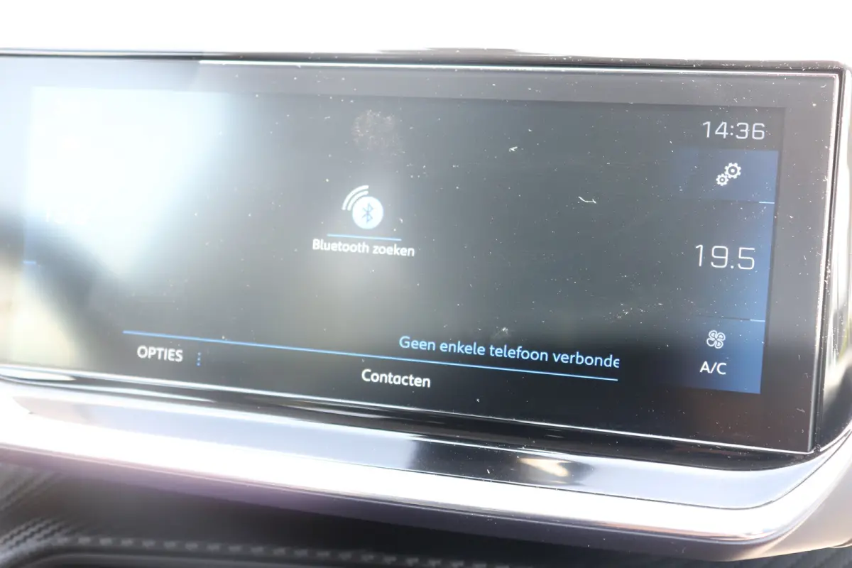 PureTech Allure Pack Voorstoelen verwarmd | Navi | Cruise control adaptief | Apple Carplay/Android | Achteruitrijcamera |