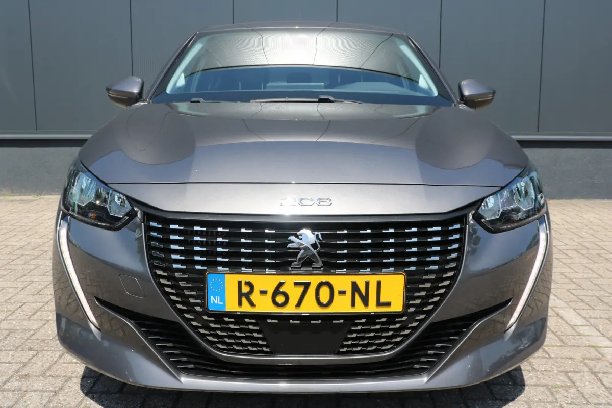 PureTech Allure Pack Voorstoelen verwarmd | Navi | Cruise control adaptief | Apple Carplay/Android | Achteruitrijcamera |