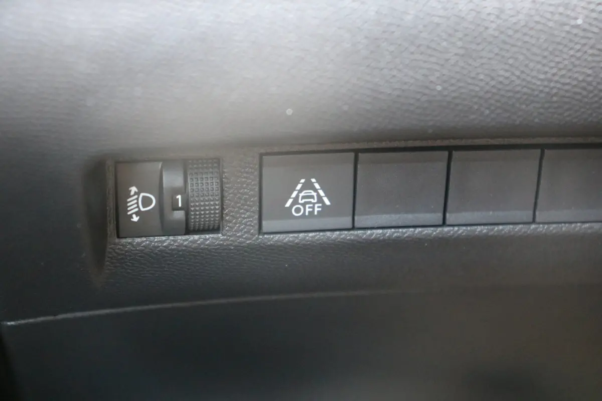 PureTech Allure Pack Voorstoelen verwarmd | Navi | Cruise control adaptief | Apple Carplay/Android | Achteruitrijcamera |