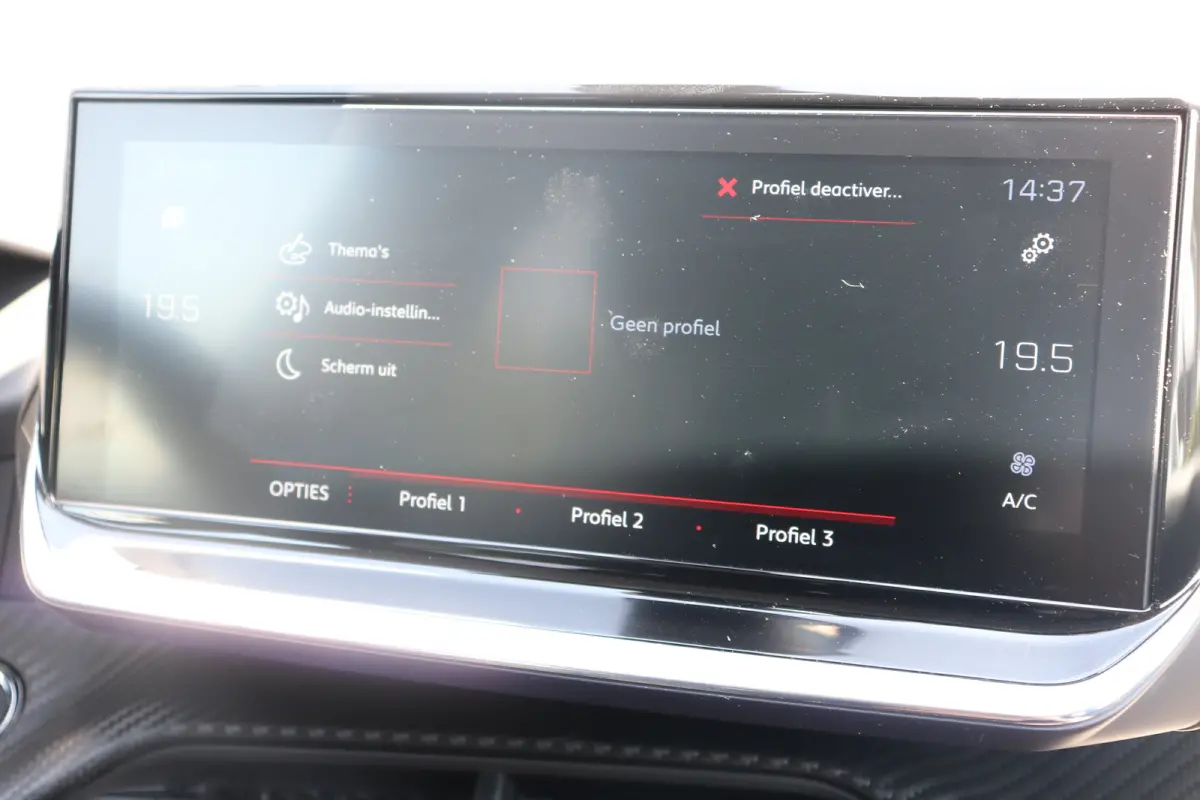 PureTech Allure Pack Voorstoelen verwarmd | Navi | Cruise control adaptief | Apple Carplay/Android | Achteruitrijcamera |
