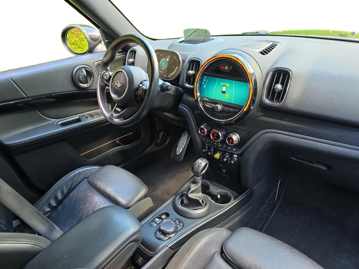 1.5 Cooper ALL4 Chili Automaat | Harmon Kardon audio | Navigatie  | Schuif/kantel dak | Parkeersensoren v + a | Head up display
